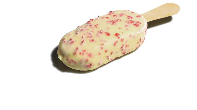 Strawberry Ice Cream with White Chocolate